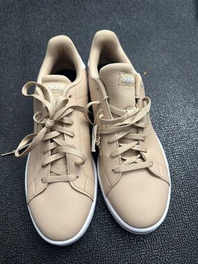 adidas Tan Low-Top Leather Sneakers